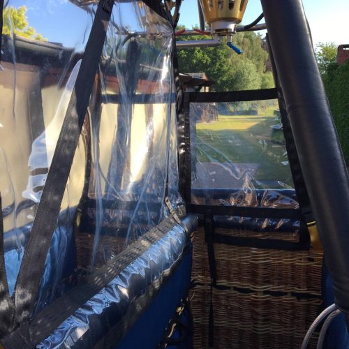 covid schermen luchtballon