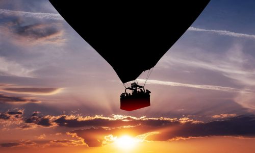 upballooning-luchtvaarten-luchtbalon-belgie-nederland-schemer.jpg